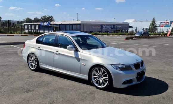 Buy Used BMW 3–Series Silver Car in Livingstone in Zambia Buy Used BMW 3–Series Silver Car in Livingstone in Zambia