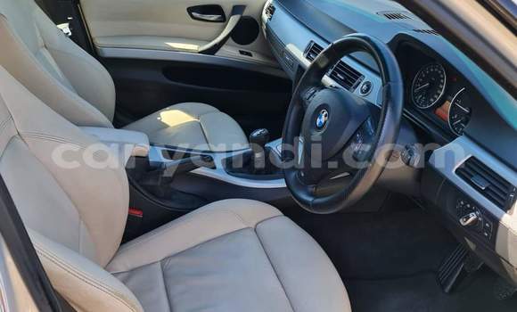 Tenga Tsaru BMW 3–Series Sirivha Mota in Livingstone in Zambia Tenga Tsaru BMW 3–Series Sirivha Mota in Livingstone in Zambia