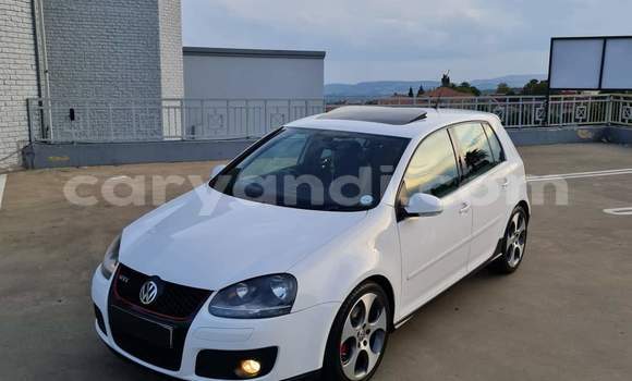 Nunua Ilio tumika Volkswagen Golf GTI Nyeupe Gari ndani ya Livingstone nchini Zambia Nunua Ilio tumika Volkswagen Golf GTI Nyeupe Gari ndani ya Livingstone nchini Zambia