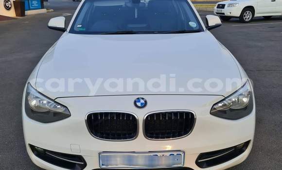 Acheter Occasion Voiture BMW 1–Series Blanc à Chingola, Zambie Acheter Occasion Voiture BMW 1–Series Blanc à Chingola, Zambie