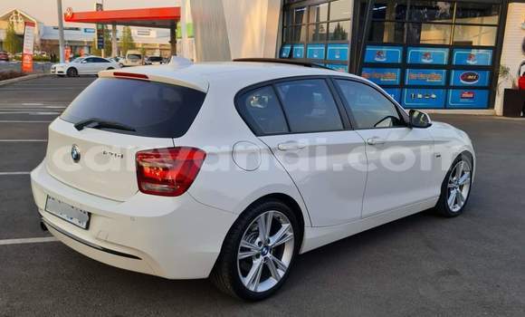Acheter Occasion Voiture BMW 1–Series Blanc à Chingola, Zambie Acheter Occasion Voiture BMW 1–Series Blanc à Chingola, Zambie