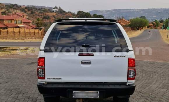 Acheter Occasion Voiture Toyota Hilux Blanc à Lusaka, Zambie Acheter Occasion Voiture Toyota Hilux Blanc à Lusaka, Zambie