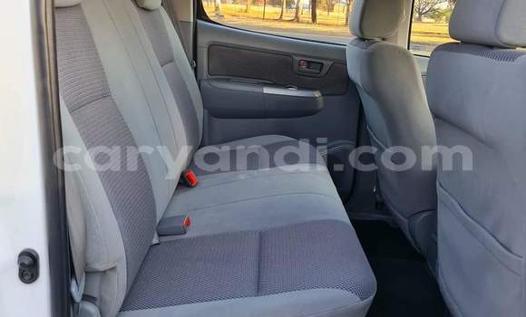 Acheter Occasion Voiture Toyota Hilux Blanc à Chingola, Zambie Acheter Occasion Voiture Toyota Hilux Blanc à Chingola, Zambie