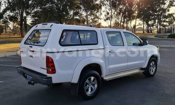 Acheter Occasion Voiture Toyota Hilux Blanc à Chingola, Zambie Acheter Occasion Voiture Toyota Hilux Blanc à Chingola, Zambie