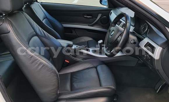 Acheter Occasion Voiture BMW 3–Series Blanc à Lusaka, Zambie Acheter Occasion Voiture BMW 3–Series Blanc à Lusaka, Zambie