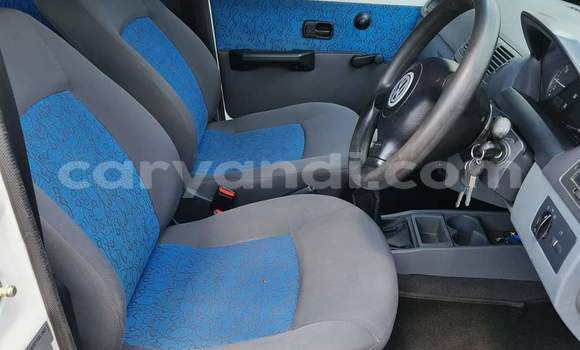 Acheter Occasion Voiture Volkswagen Golf Blanc à Livingstone, Zambie Acheter Occasion Voiture Volkswagen Golf Blanc à Livingstone, Zambie