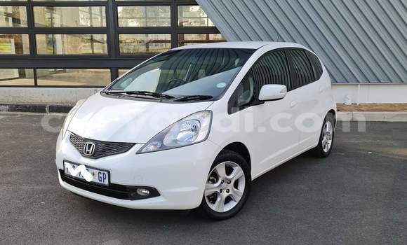 Buy Used Honda Jazz White Car in Livingstone in Zambia