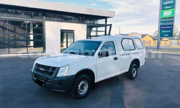 Tenga Tsaru Isuzu KB Chena Mota in Kitwe in Zambia Tenga Tsaru Isuzu KB Chena Mota in Kitwe in Zambia