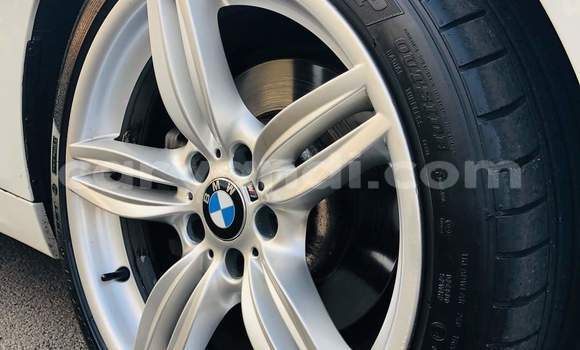 Tenga Tsaru BMW 5–Series Chena Mota in Livingstone in Zambia Tenga Tsaru BMW 5–Series Chena Mota in Livingstone in Zambia