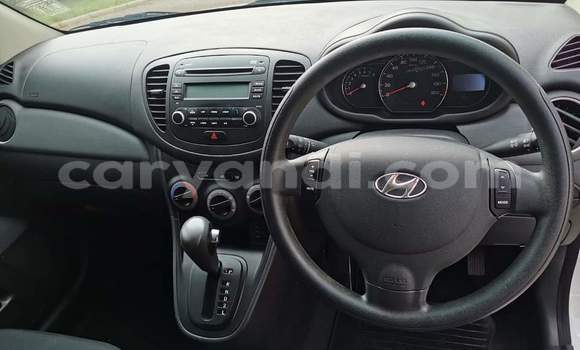 Tenga Tsaru Hyundai i10 Chena Mota in Livingstone in Zambia Tenga Tsaru Hyundai i10 Chena Mota in Livingstone in Zambia