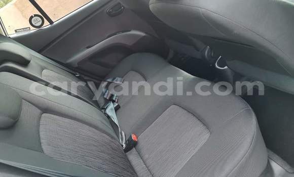 Tenga Tsaru Hyundai i10 Chena Mota in Livingstone in Zambia Tenga Tsaru Hyundai i10 Chena Mota in Livingstone in Zambia