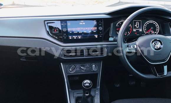 Acheter Occasion Voiture Volkswagen Polo Gris à Lusaka, Zambie Acheter Occasion Voiture Volkswagen Polo Gris à Lusaka, Zambie