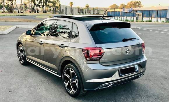 Acheter Occasion Voiture Volkswagen Polo Gris à Lusaka, Zambie Acheter Occasion Voiture Volkswagen Polo Gris à Lusaka, Zambie