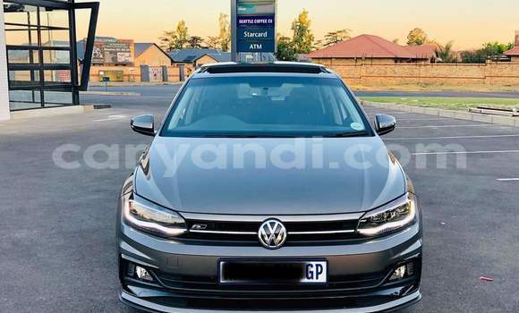 Acheter Occasion Voiture Volkswagen Polo Gris à Lusaka, Zambie Acheter Occasion Voiture Volkswagen Polo Gris à Lusaka, Zambie