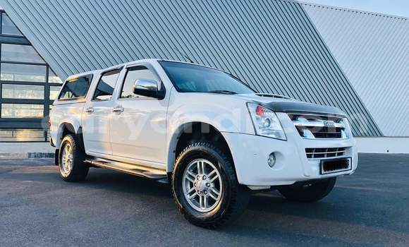 Acheter Occasion Voiture Isuzu KB Blanc à Kitwe, Zambie