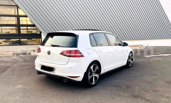 Acheter Occasion Voiture Volkswagen Golf GTI Blanc à Lusaka, Zambie Acheter Occasion Voiture Volkswagen Golf GTI Blanc à Lusaka, Zambie
