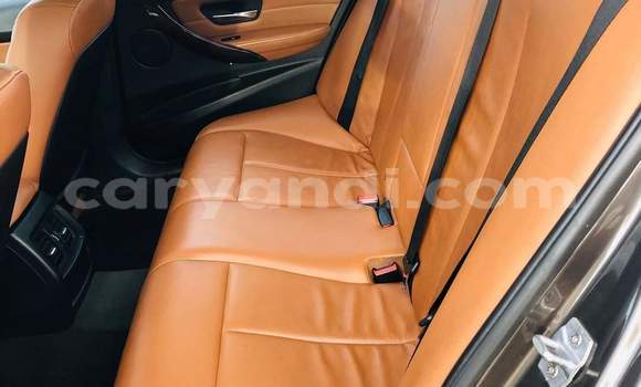 Tenga Tsaru BMW 3–Series Bhurawuni Mota in Kitwe in Zambia Tenga Tsaru BMW 3–Series Bhurawuni Mota in Kitwe in Zambia