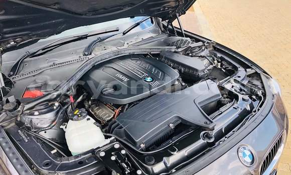 Tenga Tsaru BMW 3–Series Bhurawuni Mota in Kitwe in Zambia Tenga Tsaru BMW 3–Series Bhurawuni Mota in Kitwe in Zambia