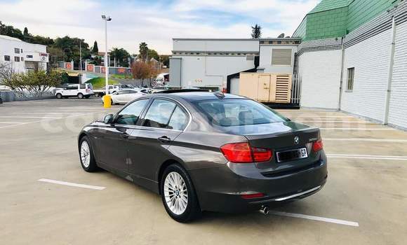 Tenga Tsaru BMW 3–Series Bhurawuni Mota in Kitwe in Zambia Tenga Tsaru BMW 3–Series Bhurawuni Mota in Kitwe in Zambia
