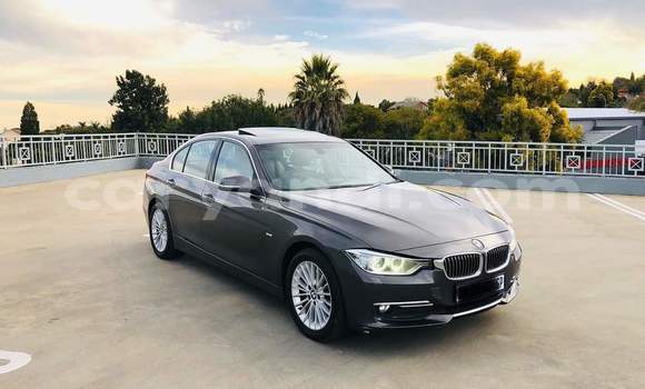 Tenga Tsaru BMW 3–Series Bhurawuni Mota in Kitwe in Zambia Tenga Tsaru BMW 3–Series Bhurawuni Mota in Kitwe in Zambia