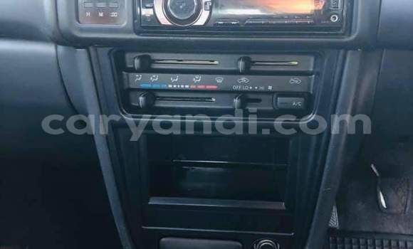 Acheter Occasion Voiture Toyota Corolla Blanc à Kitwe, Zambie Acheter Occasion Voiture Toyota Corolla Blanc à Kitwe, Zambie