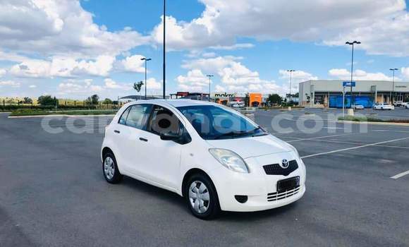 Buy Used Toyota Yaris White Car in Livingstone in Zambia