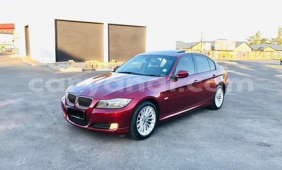 Tenga Tsaru BMW 3–Series Tsvuku Mota in Kitwe in Zambia Tenga Tsaru BMW 3–Series Tsvuku Mota in Kitwe in Zambia