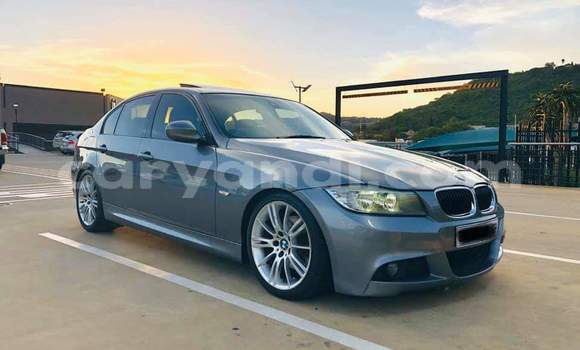 Acheter Occasion Voiture BMW 3–Series Gris à Kitwe, Zambie Acheter Occasion Voiture BMW 3–Series Gris à Kitwe, Zambie