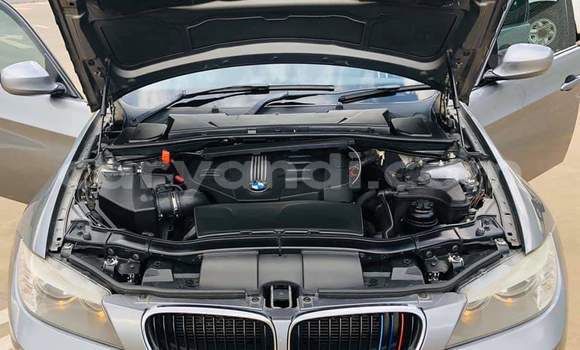 Acheter Occasion Voiture BMW 3–Series Gris à Zambèze, Nord-Ouest Acheter Occasion Voiture BMW 3–Series Gris à Zambèze, Nord-Ouest