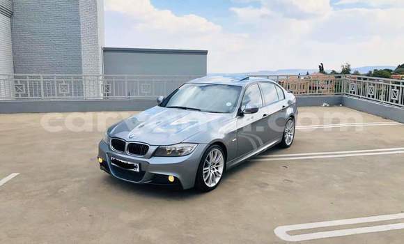 Acheter Occasion Voiture BMW 3–Series Gris à Zambèze, Nord-Ouest Acheter Occasion Voiture BMW 3–Series Gris à Zambèze, Nord-Ouest