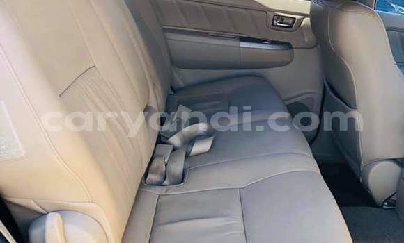 Acheter Occasion Voiture Toyota Fortuner Gris à Lusaka, Zambie Acheter Occasion Voiture Toyota Fortuner Gris à Lusaka, Zambie