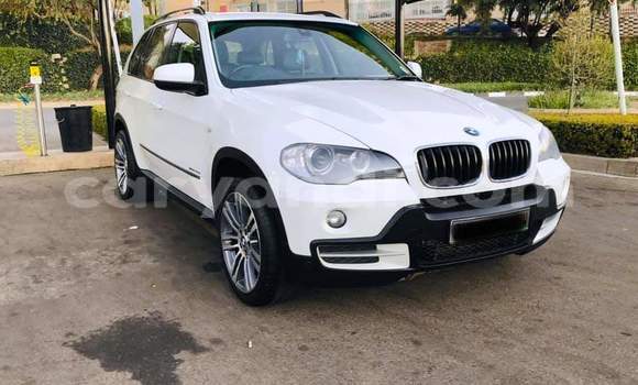 Buy Used BMW X5 White Car in Kitwe in Zambia