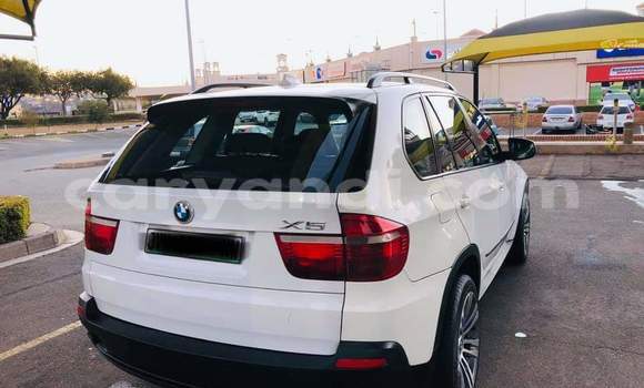 Acheter Occasion Voiture BMW X5 Blanc à Kitwe, Zambie Acheter Occasion Voiture BMW X5 Blanc à Kitwe, Zambie