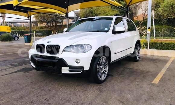 Acheter Occasion Voiture BMW X5 Blanc à Kitwe, Zambie Acheter Occasion Voiture BMW X5 Blanc à Kitwe, Zambie