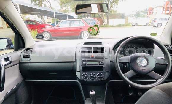 Acheter Occasion Voiture Volkswagen Polo Bleu à Zambèze, Nord-Ouest Acheter Occasion Voiture Volkswagen Polo Bleu à Zambèze, Nord-Ouest