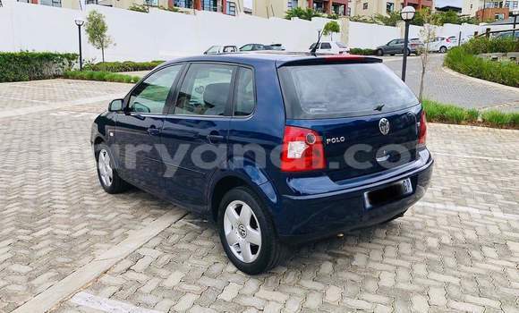 Acheter Occasion Voiture Volkswagen Polo Bleu à Zambèze, Nord-Ouest Acheter Occasion Voiture Volkswagen Polo Bleu à Zambèze, Nord-Ouest