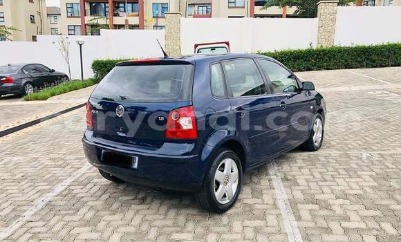 Acheter Occasion Voiture Volkswagen Polo Bleu à Zambèze, Nord-Ouest Acheter Occasion Voiture Volkswagen Polo Bleu à Zambèze, Nord-Ouest