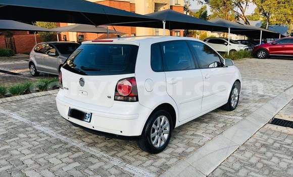 Buy Used Volkswagen Polo White Car in Chingola in Zambia Buy Used Volkswagen Polo White Car in Chingola in Zambia