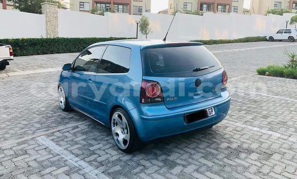 Acheter Occasion Voiture Volkswagen Polo Bleu à Chingola, Zambie Acheter Occasion Voiture Volkswagen Polo Bleu à Chingola, Zambie