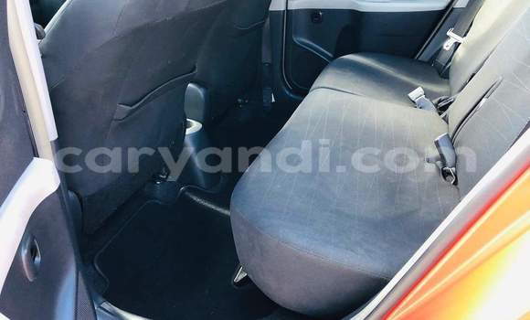Acheter Occasion Voiture Toyota Yaris Rouge à Lusaka, Zambie Acheter Occasion Voiture Toyota Yaris Rouge à Lusaka, Zambie