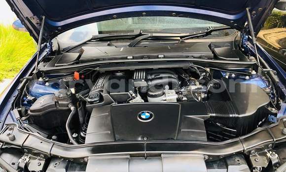 Acheter Occasion Voiture BMW 3–Series Bleu à Ndola, Zambie Acheter Occasion Voiture BMW 3–Series Bleu à Ndola, Zambie