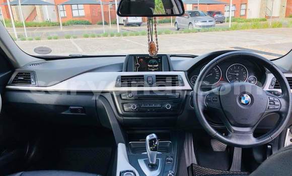 Tenga Tsaru BMW 3–Series Chena Mota in Chingola in Zambia Tenga Tsaru BMW 3–Series Chena Mota in Chingola in Zambia