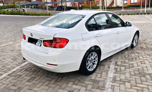 Tenga Tsaru BMW 3–Series Chena Mota in Chingola in Zambia Tenga Tsaru BMW 3–Series Chena Mota in Chingola in Zambia