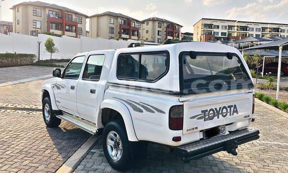 Tenga Tsaru Toyota Hilux Chena Mota in Lusaka in Zambia Tenga Tsaru Toyota Hilux Chena Mota in Lusaka in Zambia