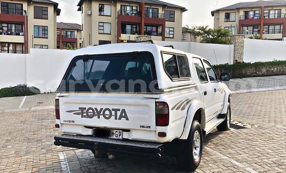Tenga Tsaru Toyota Hilux Chena Mota in Lusaka in Zambia Tenga Tsaru Toyota Hilux Chena Mota in Lusaka in Zambia