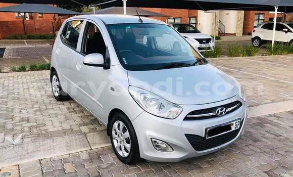 Acheter Occasion Voiture Hyundai i10 Gris à Zambèze, Nord-Ouest