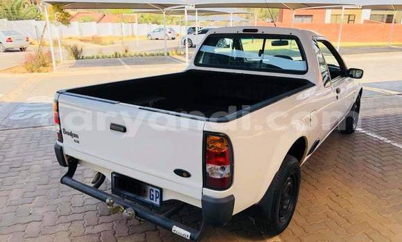 Acheter Occasion Voiture Ford Pickup Blanc à Kitwe, Zambie Acheter Occasion Voiture Ford Pickup Blanc à Kitwe, Zambie