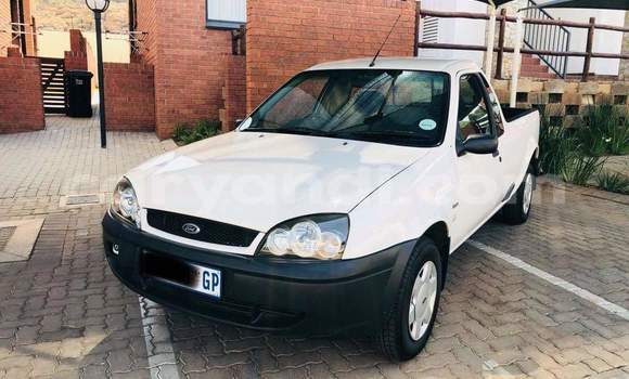 Acheter Occasion Voiture Ford Pickup Blanc à Kitwe, Zambie Acheter Occasion Voiture Ford Pickup Blanc à Kitwe, Zambie