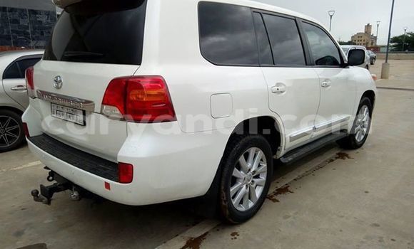 Buy Used Toyota Land Cruiser White Car in Lusaka in Zambia Buy Used Toyota Land Cruiser White Car in Lusaka in Zambia