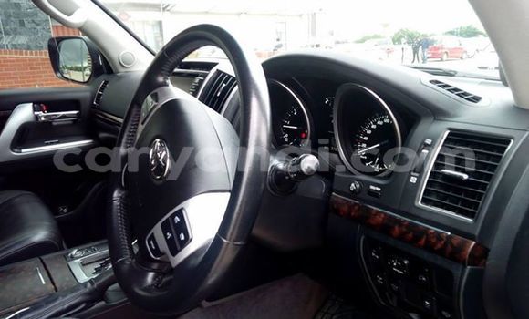 Buy Used Toyota Land Cruiser White Car in Lusaka in Zambia Buy Used Toyota Land Cruiser White Car in Lusaka in Zambia